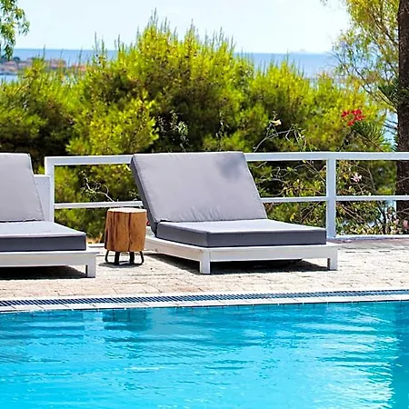 Hotel Akra Morea & Residences Nomia