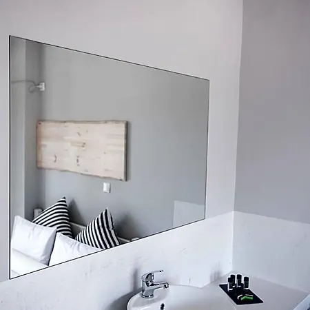 Akra Morea & Residences 2*